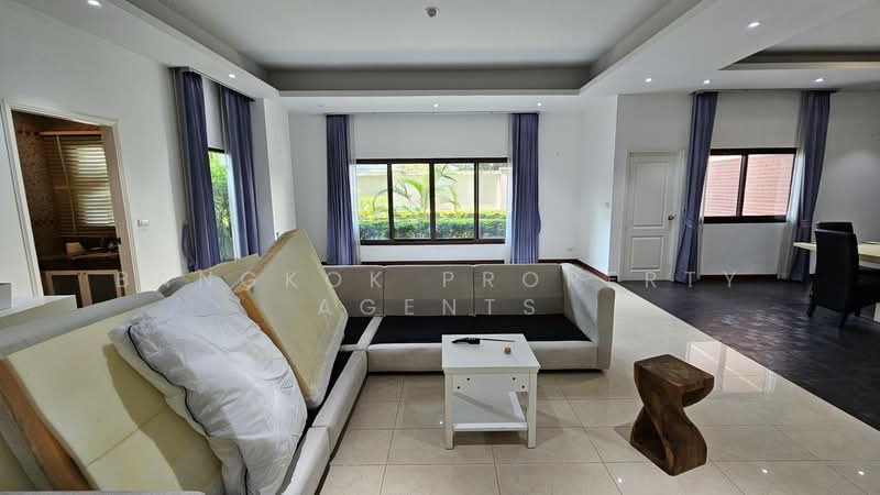 Baan Ananda, Bangkok, Sukhumvit 61, Khlong Tan Nua, Watthana, Bangkok, 3 Bedrooms, 300 sqm, Condo For Rent, by BANGKOK PROPERTY AGENTS, 500265523 - DDproperty.com