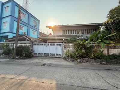 ขาย - บ้าน 7-ห้องนอน, กรุงเทพ