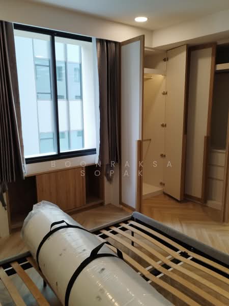 Las Colinas, Bangkok, Sukhumvit 21 Road, Khlongtoei Nua, Watthana, Bangkok, 2 Bedrooms, 88 sqm, Condo For Rent, by Boonraksa Sopak, 500265558 - DDproperty.com