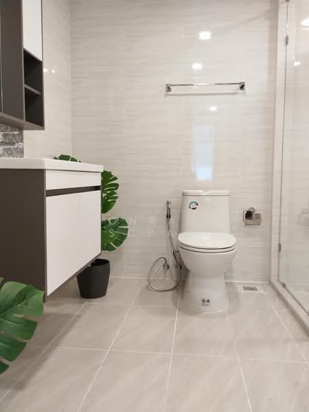 Las Colinas, Bangkok, Sukhumvit 21 Road, Khlongtoei Nua, Watthana, Bangkok, 2 Bedrooms, 88 sqm, Condo For Rent, by Boonraksa Sopak, 500265558 - DDproperty.com