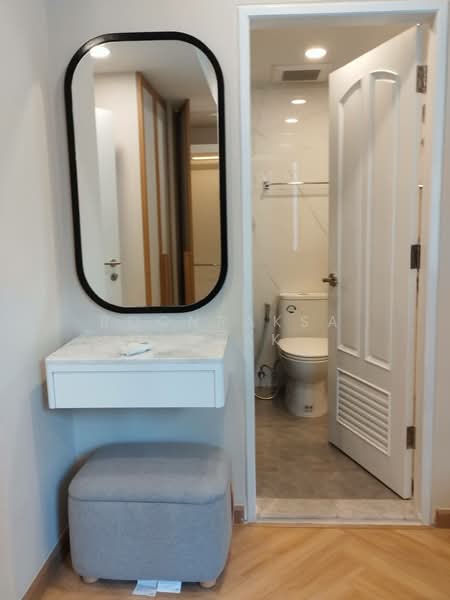 Las Colinas, Bangkok, Sukhumvit 21 Road, Khlongtoei Nua, Watthana, Bangkok, 2 Bedrooms, 88 sqm, Condo For Rent, by Boonraksa Sopak, 500265558 - DDproperty.com