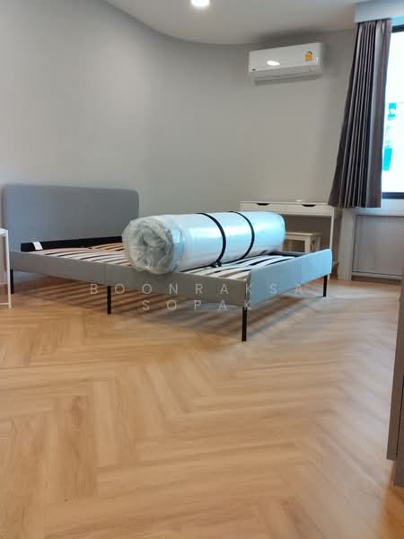 Las Colinas, Bangkok, Sukhumvit 21 Road, Khlongtoei Nua, Watthana, Bangkok, 2 Bedrooms, 88 sqm, Condo For Rent, by Boonraksa Sopak, 500265558 - DDproperty.com