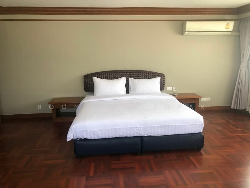 United Tower Thonglor, Bangkok, 333 Soi Thonglor 17, Khlong Tan Nua, Watthana, Bangkok, 2 Bedrooms, 172 sqm, Condo For Rent, by Boonraksa Sopak, 500265565 - DDproperty.com