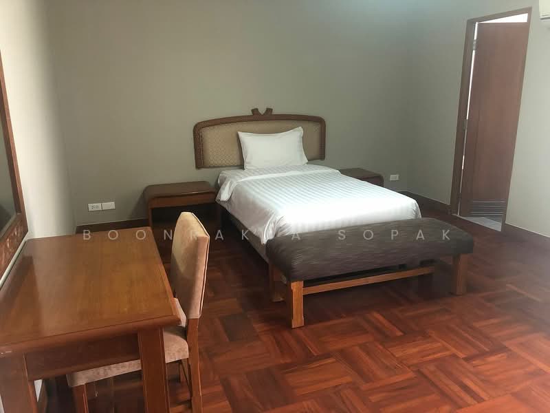 United Tower Thonglor, Bangkok, 333 Soi Thonglor 17, Khlong Tan Nua, Watthana, Bangkok, 2 Bedrooms, 172 sqm, Condo For Rent, by Boonraksa Sopak, 500265565 - DDproperty.com