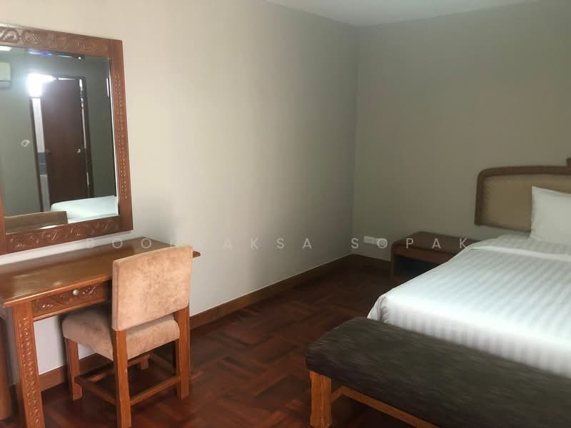 United Tower Thonglor, Bangkok, 333 Soi Thonglor 17, Khlong Tan Nua, Watthana, Bangkok, 2 Bedrooms, 172 sqm, Condo For Rent, by Boonraksa Sopak, 500265565 - DDproperty.com