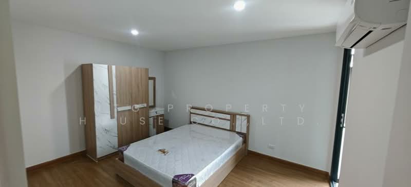 Baan Klang Muang Ladprao 101 Station, Bangkok, Soi Ladprao 101 Yeak 42, Khlong Chan, Bang Kapi, Bangkok, 3 Bedrooms, 169 sqm, Single Detached House For Rent, by NTG Property House Co.,Ltd., 500265640 - DDproperty.com