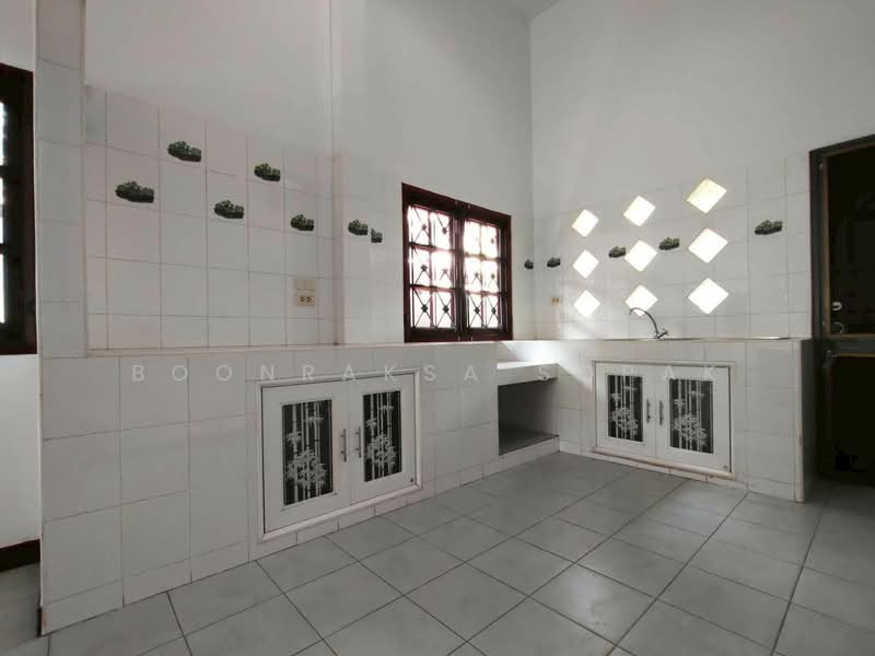 2-BR House, Bangkok, Lat Phrao, Lat Phrao, Bangkok, 2 Bedrooms, 141 sqm, Single Detached House For Rent, by Boonraksa Sopak, 500265695 - DDproperty.com