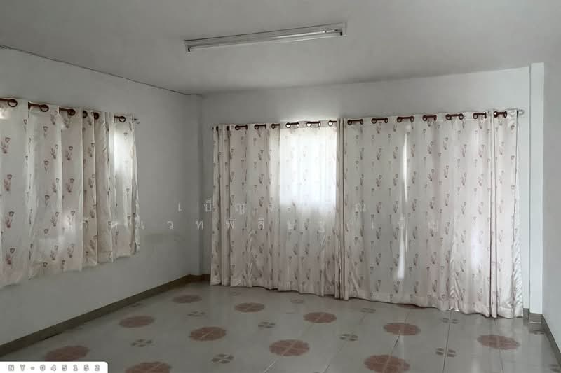 Commercial building in Siracha Land and House 2 project (Soi Rong Mai Khid), Chonburi NY-045152, Chon Buri (Pattaya), Surasak, Si Racha, Chon Buri (Pattaya), , 160 sqm, Shophouse For Sale, by Benchawarin Pakkawetppisit, 500265699 - DDproperty.com
