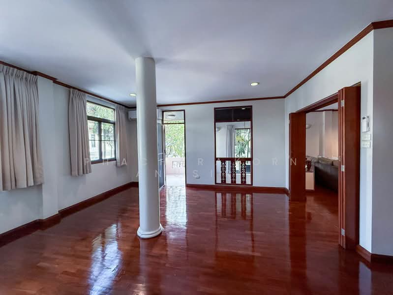 4-BR House, Bangkok, Khlong Toei, Khlong Toei, Bangkok, 4 Bedrooms, 400 sqm, Single Detached House For Rent, by Phacharakorn Anusiri, 500265711 - DDproperty.com