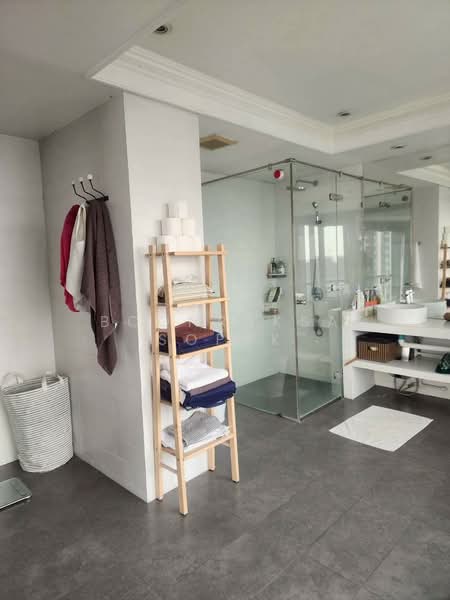 Baan Piya Sathorn, Bangkok, Soi Suanplu (Sathorn Soi 3) South Sathorn Road, Thung Maha Mek, Sathon, Bangkok, 3 Bedrooms, 250 sqm, Condo For Rent, by Boonraksa Sopak, 500265724 - DDproperty.com