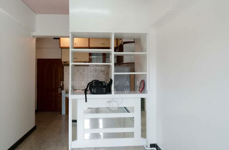 Ruenrudee Condominium, Bangkok, 19 Sukhumvit Soi 1, Khlongtoei Nua, Watthana, Bangkok, 1 Bedroom, 44 sqm, Condo For Rent, by Praewpakar Soontawong, 500265726 - DDproperty.com