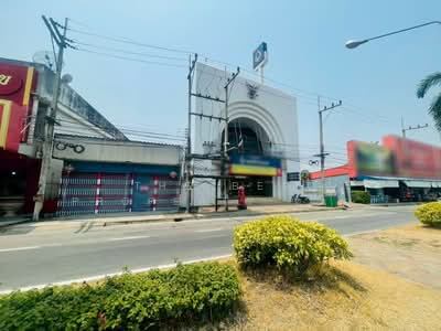 ขาย - ที่ดินพร้อมสิ่งปลูกสร้างขาณุวรลักษบุรี กำแพงเพชร, กำแพงเพชร