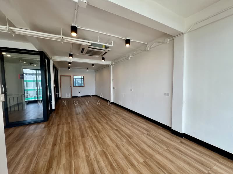 Home Office for rent, Bangkok, Bang Chak, Phra Khanong, Bangkok, 3 Bedrooms, 360 sqm, Townhouse For Rent, by Thananthorn Wongvarnkaseam, 500265761 - DDproperty.com