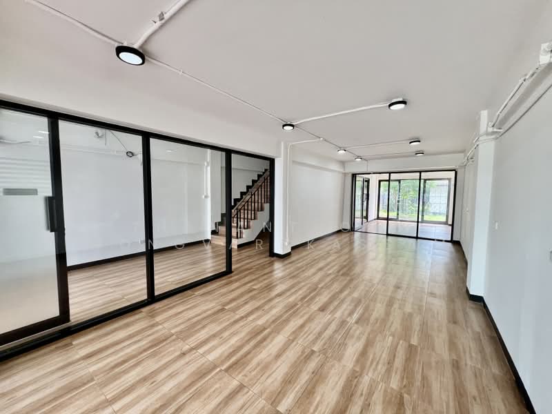 Home Office for rent, Bangkok, Bang Chak, Phra Khanong, Bangkok, 3 Bedrooms, 360 sqm, Townhouse For Rent, by Thananthorn Wongvarnkaseam, 500265761 - DDproperty.com