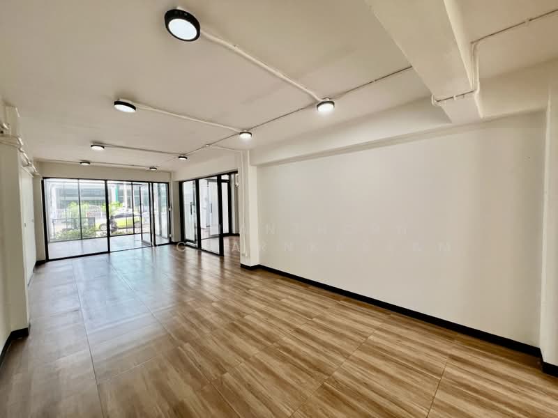 Home Office for rent, กรุงเทพ, บางจาก, พระโขนง, กรุงเทพ, 360 ตร.ม., ทาวน์เฮ้าส์ ให้เช่า, โดย Thananthorn Wongvarnkaseam, 500265761 - DDproperty.com