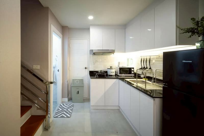 Ivy Chinatown, Bangkok, Maitrichit Road, Pom Prap, Pom Prap Sattru Phai, Bangkok, 3 Bedrooms, 263 sqm, Townhouse For Sale, by Hathairat  Rookphan  , 500265763 - DDproperty.com