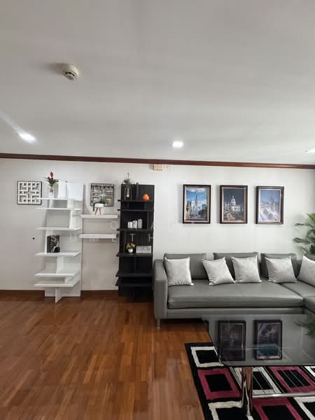 Baan Siri Sukhumvit 13 : บ้านสิริ สุขุมวิท 13, กรุงเทพ, ซอยสุขุมวิท 13, คลองเตยเหนือ, วัฒนา, กรุงเทพ, 55 ตร.ม., คอนโด ขาย, โดย Orapa Sumetheesirisakul, 500265773 - DDproperty.com