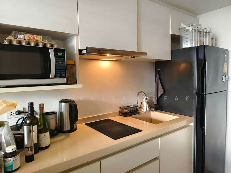 Downtown Forty Nine, Bangkok, Sukhumvit 39 Road, Khlong Tan Nua, Watthana, Bangkok, 1 Bedroom, 42 sqm, Condo For Rent, by Boonraksa Sopak, 500265816 - DDproperty.com