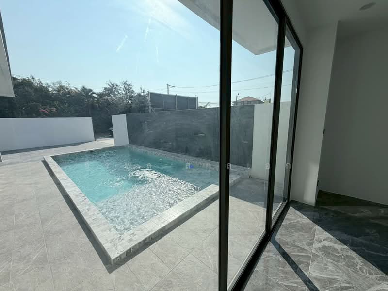 บ้านพูลวิลล่า บางแสน, Chon Buri (Pattaya), ข้าวหลาม, Ang Sila, Muang Chon Buri, Chon Buri (Pattaya), 4 Bedrooms, 350 sqm, Single Detached House For Sale, by ธีรพล สกุลเอก, 500265826 - DDproperty.com