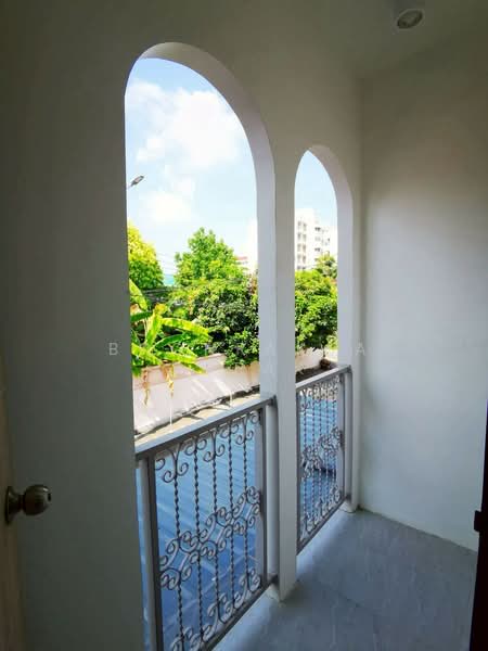 3-BR House, Bangkok, Samsen Nok, Huai Khwang, Bangkok, 3 Bedrooms, 170 sqm, Single Detached House For Rent, by Boonraksa Sopak, 500265831 - DDproperty.com