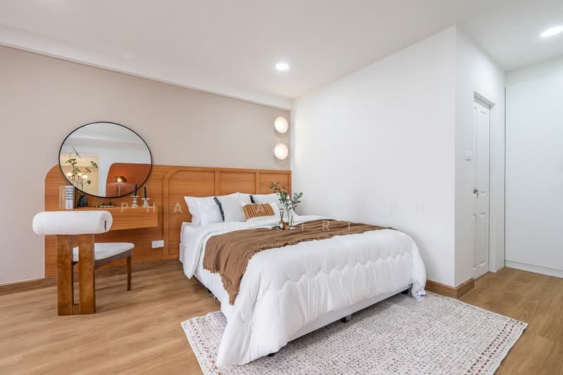 Waterford Royal Suites Senanikom, Bangkok, 250 Suzuki Alley, Chan Kasem, Chatuchak, Bangkok, Studio, 60 sqm, Condo For Sale, by Phacharakorn Anusiri, 500265878 - DDproperty.com