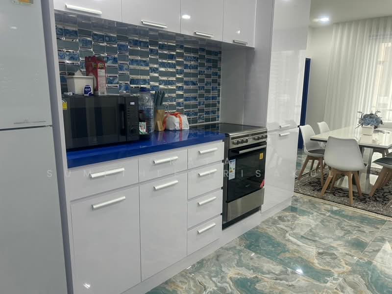 The Prime 11, Bangkok, 29 Soi Sukhumvit 11, Khlongtoei Nua, Watthana, Bangkok, 2 Bedrooms, 86 sqm, Condo For Sale, by Orapa Sumetheesirisakul, 500265910 - DDproperty.com