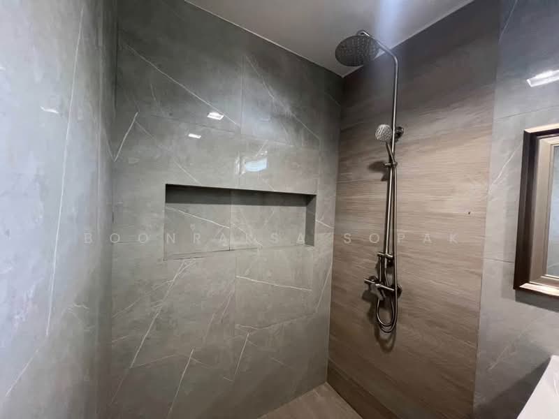 1-BR House, Bangkok, Bang Waek, Phasi Charoen, Bangkok, 1 Bedroom, 65 sqm, Single Detached House For Rent, by Boonraksa Sopak, 500265911 - DDproperty.com