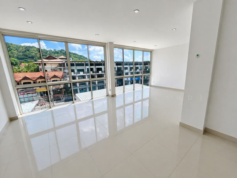 Prime Commercial Space Bophut Koh Samui Opp Big C High Traffic Location, Surat Thani, Bo Put, Ko Samui, Surat Thani, , 550 sqm, Retail Space For Rent, by Fazwaz (Thailand) Co., Ltd., 500265968 - DDproperty.com