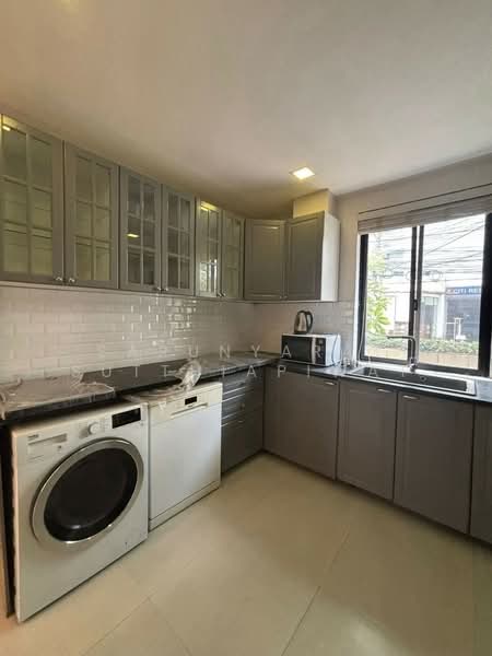 undefined, Bangkok, Khlong Tan Nua, Watthana, Bangkok, 3 Bedrooms, 186 sqm, Single Detached House For Rent, by Sarunyarat Sutthiapiwat, 500265974 - DDproperty.com