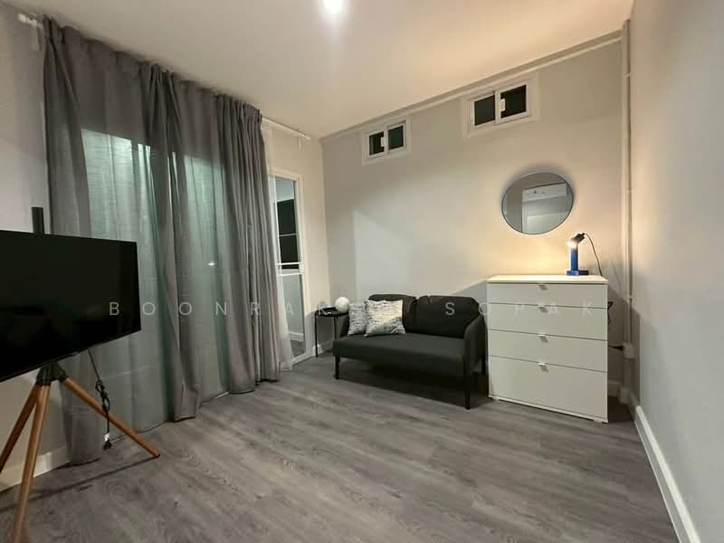 3-BR Townhouse, Bangkok, Lat Phrao, Lat Phrao, Bangkok, 3 Bedrooms, 204 sqm, Townhouse For Rent, by Boonraksa Sopak, 500265982 - DDproperty.com