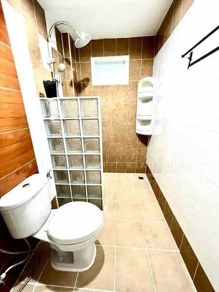 3-BR Townhouse, Chon Buri (Pattaya), Ban Bung, Ban Bung, Chon Buri (Pattaya), 3 Bedrooms, 150 sqm, Townhouse For Sale, by Chalisa Kitilimtrakul, 500266006 - DDproperty.com