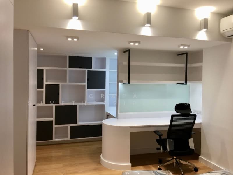 Royal Castle Sukhumvit, Bangkok, 30 Soi Sukhumvit 39, Khlongtoei Nua, Watthana, Bangkok, 3 Bedrooms, 191 sqm, Condo For Sale, by Orapa Sumetheesirisakul, 500266030 - DDproperty.com