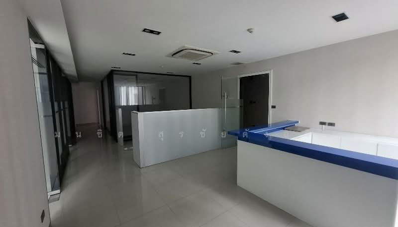 Bangna Complex Office Tower, Bangkok, บางนา ตราด, Bang Na, Bang Na, Bangkok, , 1,680 sqm, Office Space For Rent, by Monchit Surachaidunthavin, 500266050 - DDproperty.com