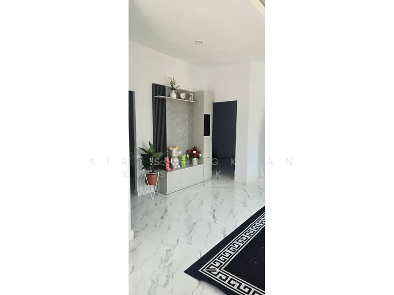 3-BR House, Chon Buri (Pattaya), Poong, Bang Lamung (Pattaya), Chon Buri (Pattaya), 3 Bedrooms, 150 sqm, Single Detached House For Sale, by Sirisongkran Kasemkun, 500266126 - DDproperty.com
