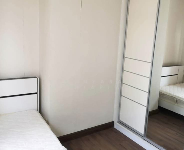 Q House Condo Sathorn, Bangkok, Thonburi Road, Khlong Ton Sai, Khlong San, Bangkok, 2 Bedrooms, 65 sqm, Condo For Rent, by Sarunyarat Sutthiapiwat, 500266171 - DDproperty.com