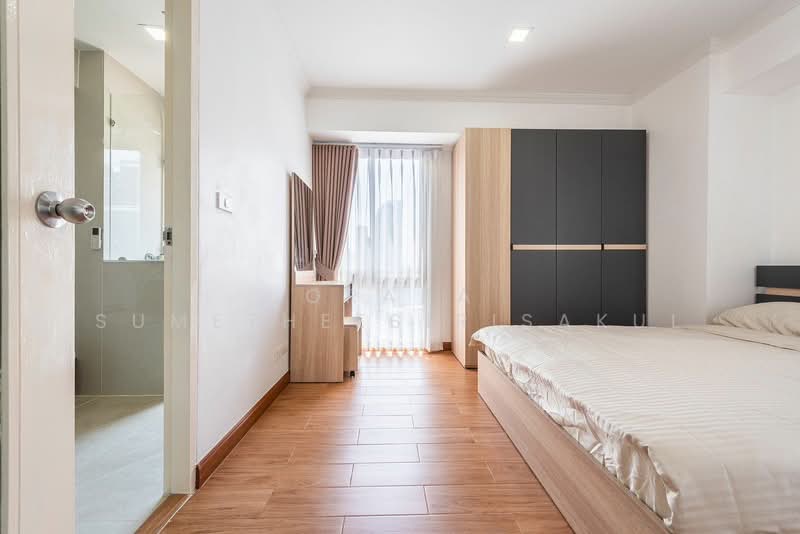 My Resort Bangkok, Bangkok, 1724 Petchaburi Road, Bang Kapi, Huai Khwang, Bangkok, 1 Bedroom, 46 sqm, Condo For Sale, by Orapa Sumetheesirisakul, 500266177 - DDproperty.com