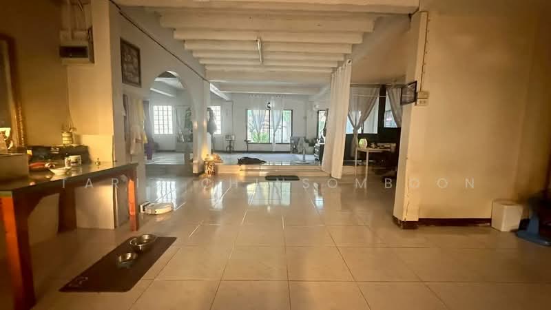 3-BR House, Bangkok, Bang Chak, Phra Khanong, Bangkok, 3 Bedrooms, 100 sqm, Single Detached House For Rent, by Tarit Chinsomboon, 500266178 - DDproperty.com