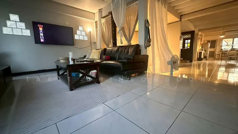 3-BR House, Bangkok, Bang Chak, Phra Khanong, Bangkok, 3 Bedrooms, 100 sqm, Single Detached House For Rent, by Tarit Chinsomboon, 500266178 - DDproperty.com