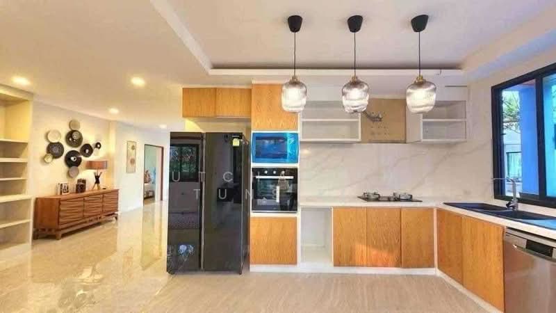 Pool Villa ให้เช่า – ใกล้เซ็นทรัลเฟสติวัล เพียง 10 นาที ค่าเช่า 95,000 บาท / เดือน No.12P006, Chiang Mai, San Na Moeng, San Sai, Chiang Mai, 5 Bedrooms, 648 sqm, Single Detached House For Rent, by Rutchaporn Tunsiri, 500266189 - DDproperty.com