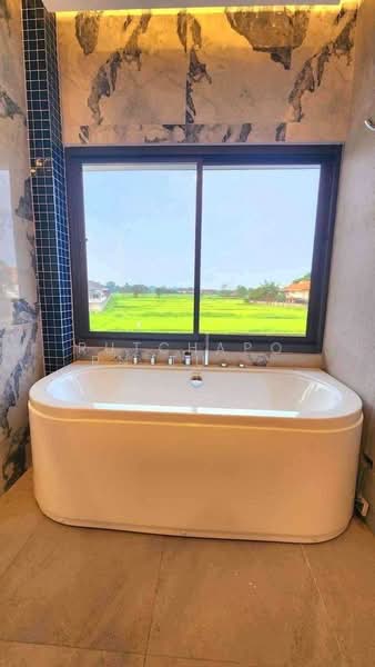 Pool Villa ให้เช่า – ใกล้เซ็นทรัลเฟสติวัล เพียง 10 นาที ค่าเช่า 95,000 บาท / เดือน No.12P006, Chiang Mai, San Na Moeng, San Sai, Chiang Mai, 5 Bedrooms, 648 sqm, Single Detached House For Rent, by Rutchaporn Tunsiri, 500266189 - DDproperty.com