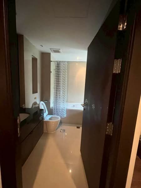 Sathorn Gardens, Bangkok, 39 South Sathorn Road, Thung Maha Mek, Sathon, Bangkok, 2 Bedrooms, 94 sqm, Condo For Sale, by Orapa Sumetheesirisakul, 500266196 - DDproperty.com