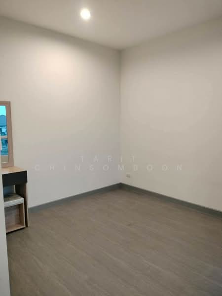 undefined, Bangkok, Khlong Song Ton Nun, Lat Krabang, Bangkok, 4 Bedrooms, 84 sqm, Townhouse For Sale, by Tarit Chinsomboon, 500266203 - DDproperty.com