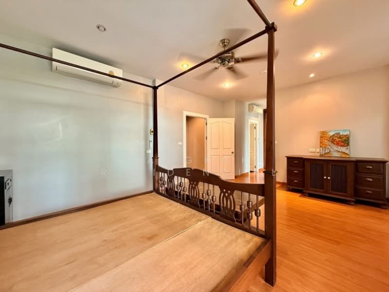 House in Compound, Bangkok, Khlong Toei, Khlong Toei, Bangkok, 3 Bedrooms, 260 sqm, Single Detached House For Rent, by Bangkok Residential, 500266249 - DDproperty.com