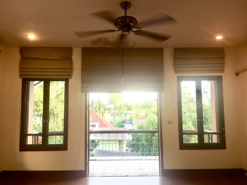 บ้าน 4-ห้องนอน, กรุงเทพ, คลองตันเหนือ, วัฒนา, กรุงเทพ, 400 ตร.ม., บ้านเดี่ยว ให้เช่า, โดย Tarit Chinsomboon, 500266259 - DDproperty.com