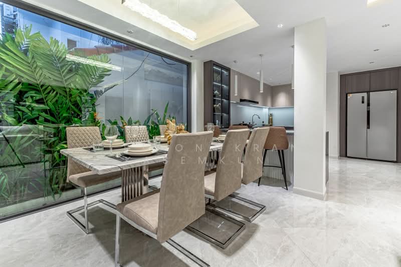 5-BR House, Chon Buri (Pattaya), Nong Pru, Bang Lamung (Pattaya), Chon Buri (Pattaya), 5 Bedrooms, 220 sqm, Single Detached House For Sale, by Sirisongkran Kasemkun, 500266266 - DDproperty.com