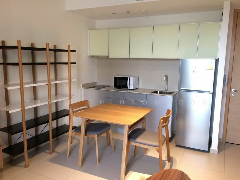 The Lofts Ekkamai, Bangkok, 1415 Sukhumvit Road, Phra Kanong Nua, Watthana, Bangkok, 1 Bedroom, 45 sqm, Condo For Sale, by Tarit Chinsomboon, 500266287 - DDproperty.com