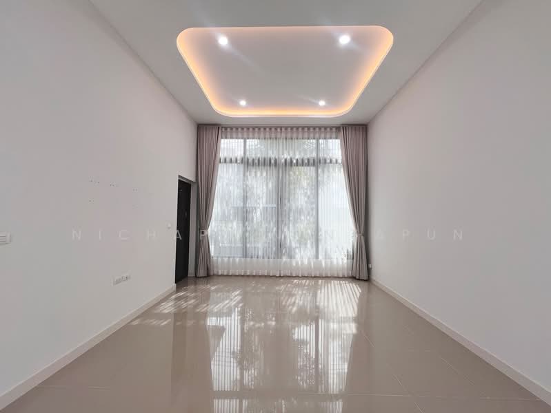 Baan Klang Muang The Edition Sukhumvit-Onnut, Bangkok, Soi On Nut, Prawet, Bangkok, 3 Bedrooms, 153 sqm, Single Detached House For Sale, by Nichapa Nuntapun, 500266302 - DDproperty.com