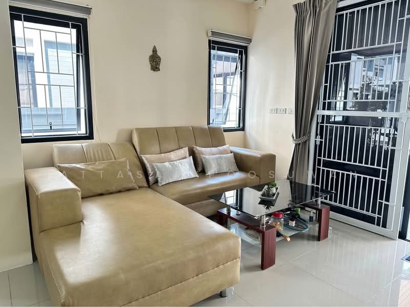 บ้าน 3-ห้องนอน, ชลบุรี, หนองปรือ, บางละมุง, ชลบุรี, 204 ตร.ม., บ้านเดี่ยว ขาย, โดย Nattasak Poosuwan, 500266311 - DDproperty.com