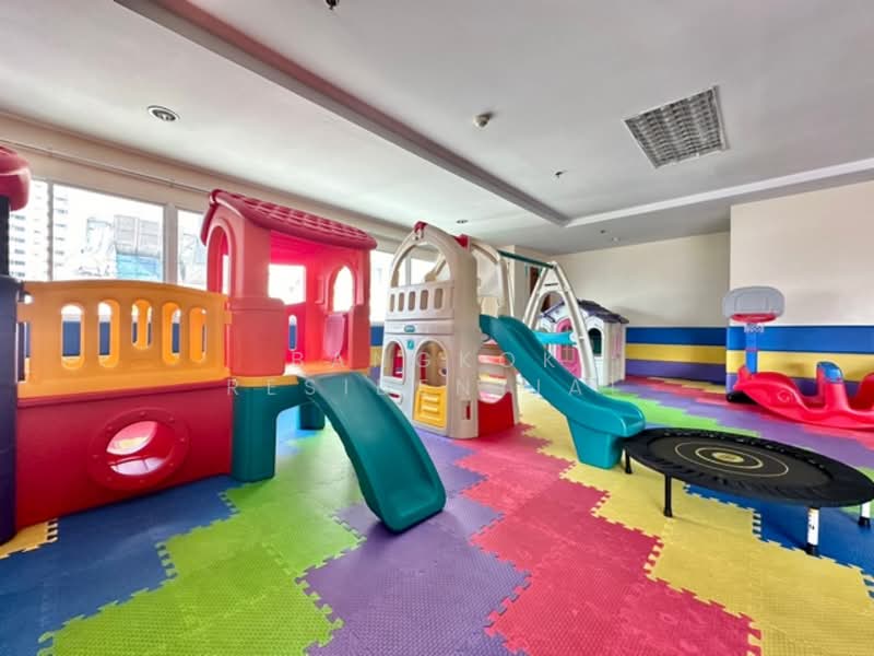 BT Residence, Bangkok, 8 Soi Sukhumvit 8, Khlong Toei, Khlong Toei, Bangkok, 4 Bedrooms, 590 sqm, Apartment For Rent, by Bangkok Residential, 500266322 - DDproperty.com