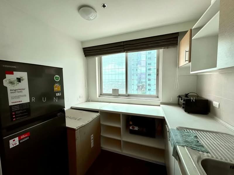 Supalai Park Ekkamai-Thonglor, Bangkok, Petchaburi Road, Bang Kapi, Huai Khwang, Bangkok, 2 Bedrooms, 82 sqm, Condo For Sale, by Rungkan Wijitjun, 500266326 - DDproperty.com